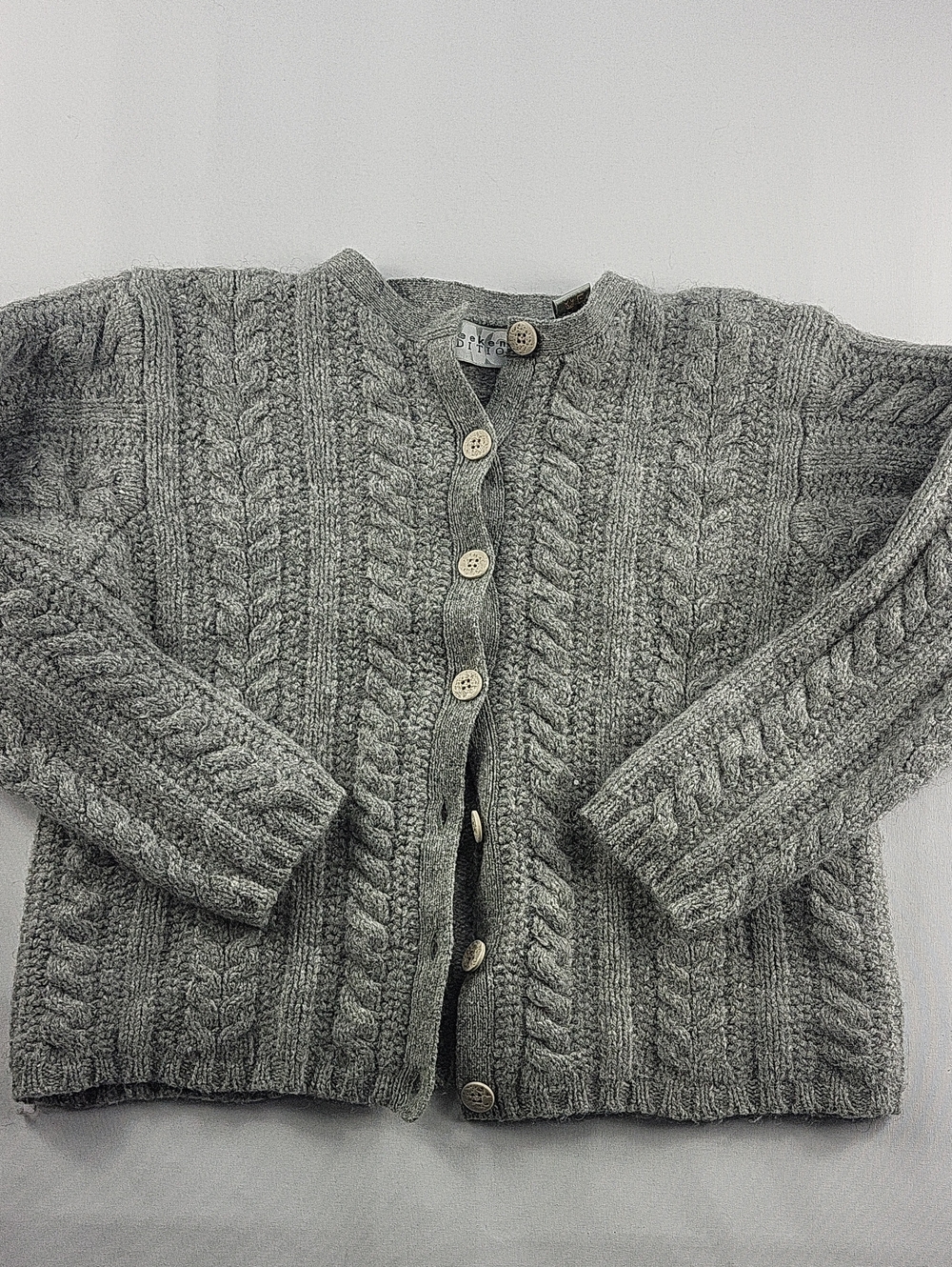 Vintage Cable Knit Crop Overaize Cardigan Sweater Grey Button Front Chunky Cozy